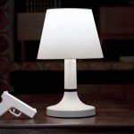 BANG! Desk Lamp : Turn This Lamp On/Off In An Interactive Way
