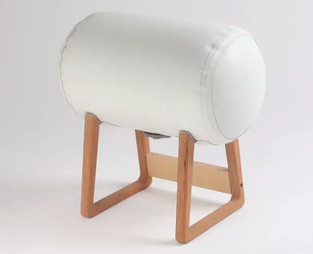 Inflatable Furniture - Inflatable Sidetable and Inflatable Stool by Philipp Beisheim