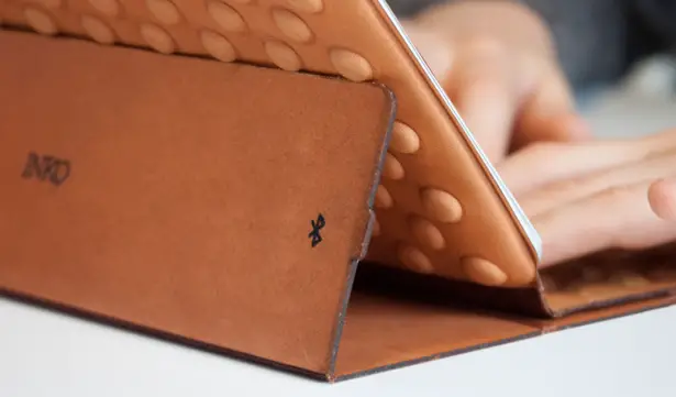 INKO iPad Cover and Keyboard Made Out Of Leather - Tuvie