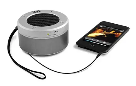 Orbit  Speaker on Altec Orbit Mp3 Portable Speaker System With Long Battery Life