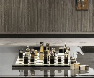 Luxurious Arcahorn Nelson Chessboard Features Mirrored Glass and Lacquered Wood Board