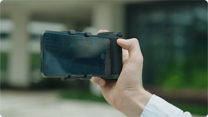 SNAPPY: Ergonomic Battery Grip for Mobile Phone