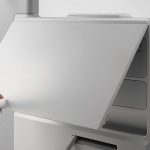 Worknic Energy-Supplying Mobile Desk Allows You To Work Anywhere