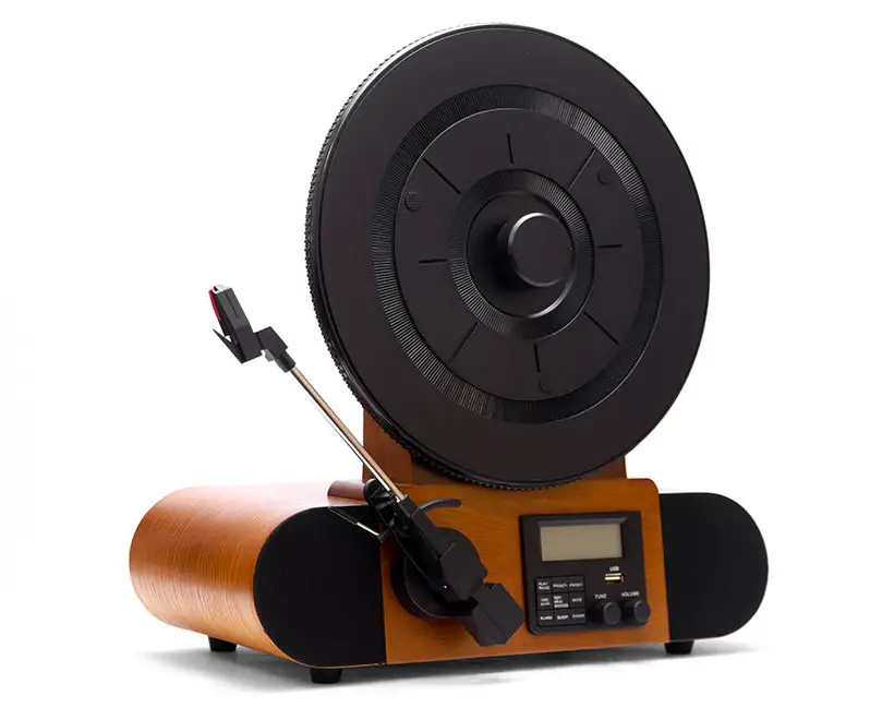 Fuse Vert Vertical Vinyl Record Player