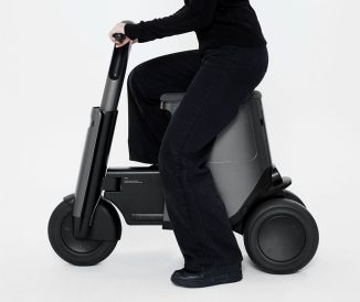 Movr – It Transforms Delivery Robot To Ridable Personal Robot