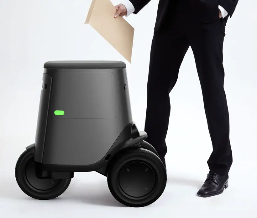 Movr Ridable Personal Robot by Chaewon Lee and Jungmin Park