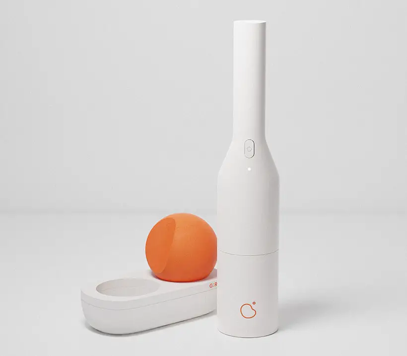 G:RE Obile Handheld Vacuum Cleaner by Kim Taeyeon