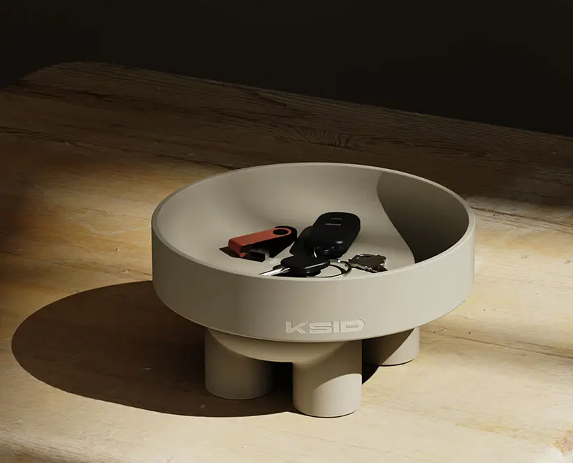 Loyal Leggy Bowl by Ksenya Ilyukhina