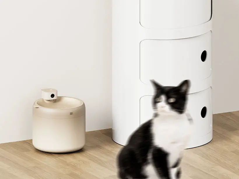 POCORO Pet Water Dispenser by Passakorn Kulkliang