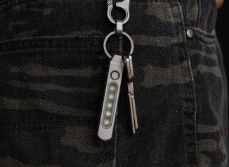 EchoSwitch Promises Multipurpose Titanium Dual-Light EDC Flashlight