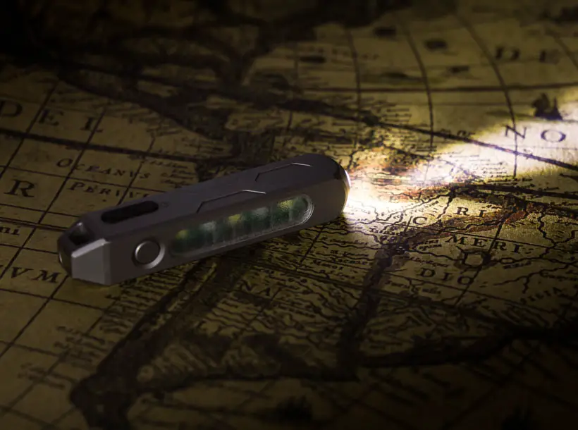 EchoSwitch: Titanium Magnetic Dual-Light EDC Flashlight