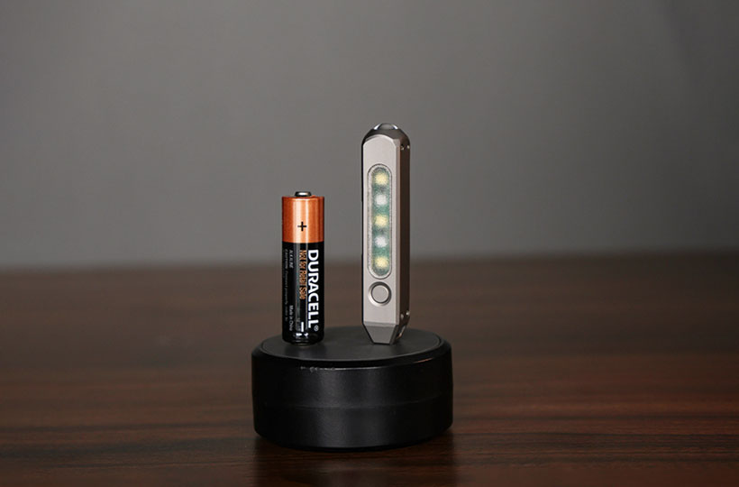 EchoSwitch: Titanium Magnetic Dual-Light EDC Flashlight