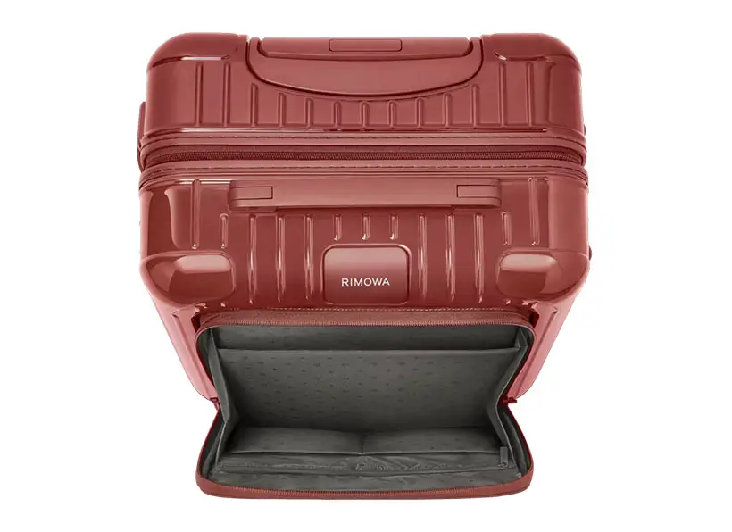 Rimowa Essential Sleeve Cabin
