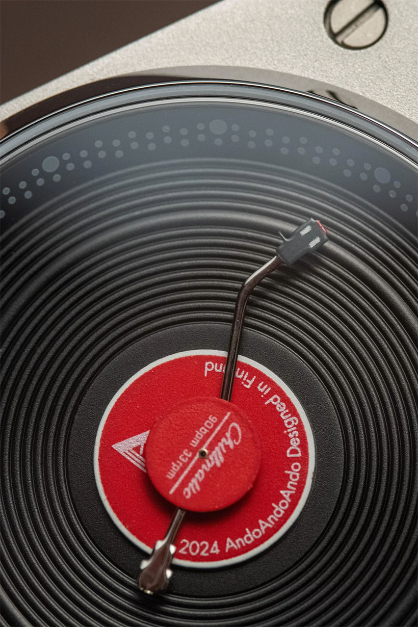 Vinyl Record Player Automatic Watch by AndoAndoAndo