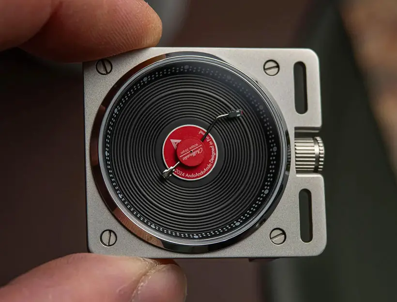 Vinyl Record Player Automatic Watch by AndoAndoAndo