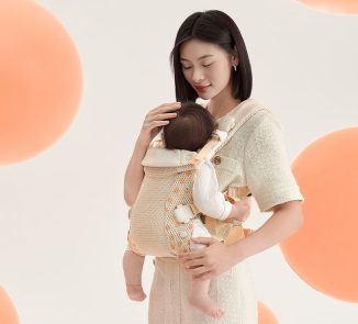 Modern Baby Carrier with Magnetic Buckle Design to Minimize Risk of Bumps