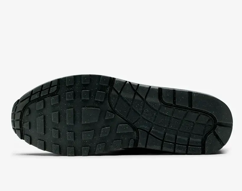 SWOOSH's Nike Air Max 1 Low Poly Big Head Mode Shoe