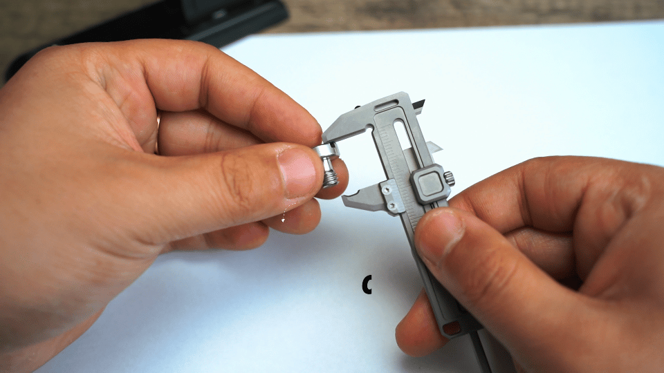 TiCal Pro - Multipurpose Titanium Mini Caliper
