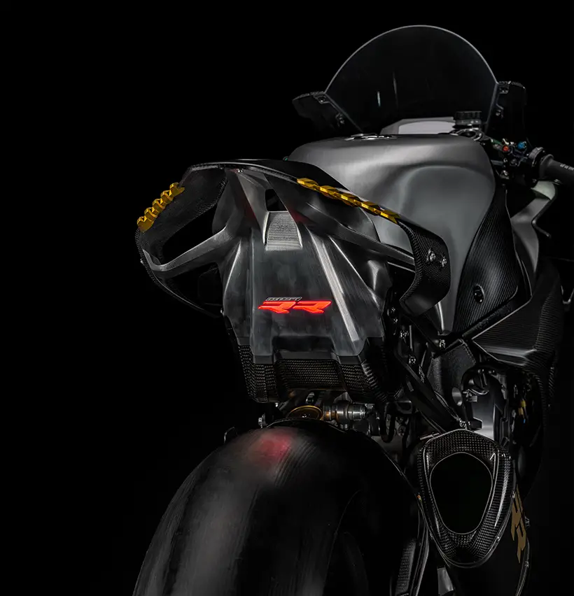Sharper Than Speed: BMW Motorrad Concept RR Redefines the Future of Superbikes