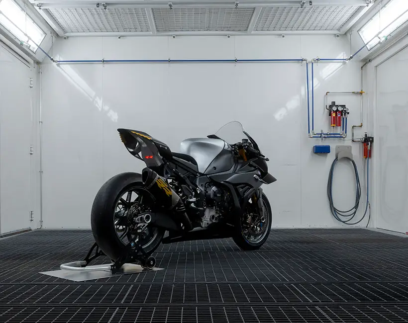 Sharper Than Speed: BMW Motorrad Concept RR Redefines the Future of Superbikes