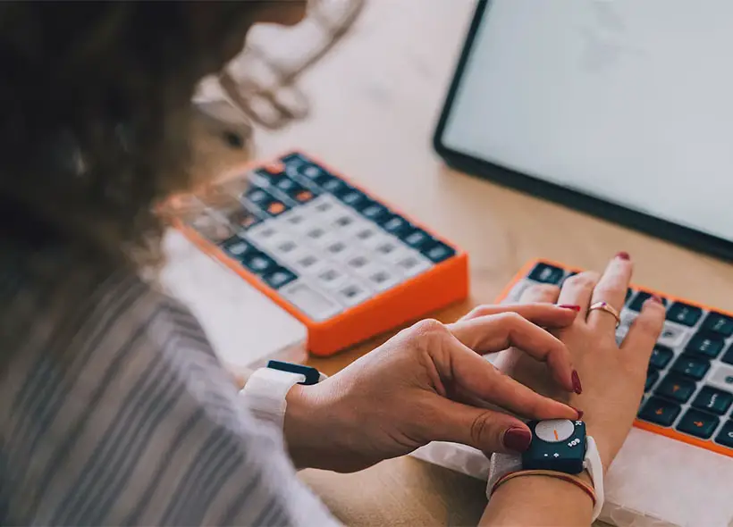 ONCUE Keyboard For People With Parkinson's Disease