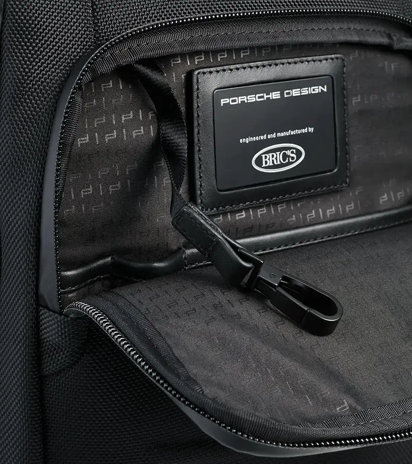 Porsche Design Roadster Pro Shoulder Bag