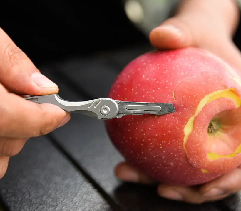 Titanium Mini Folding Cutting Tool