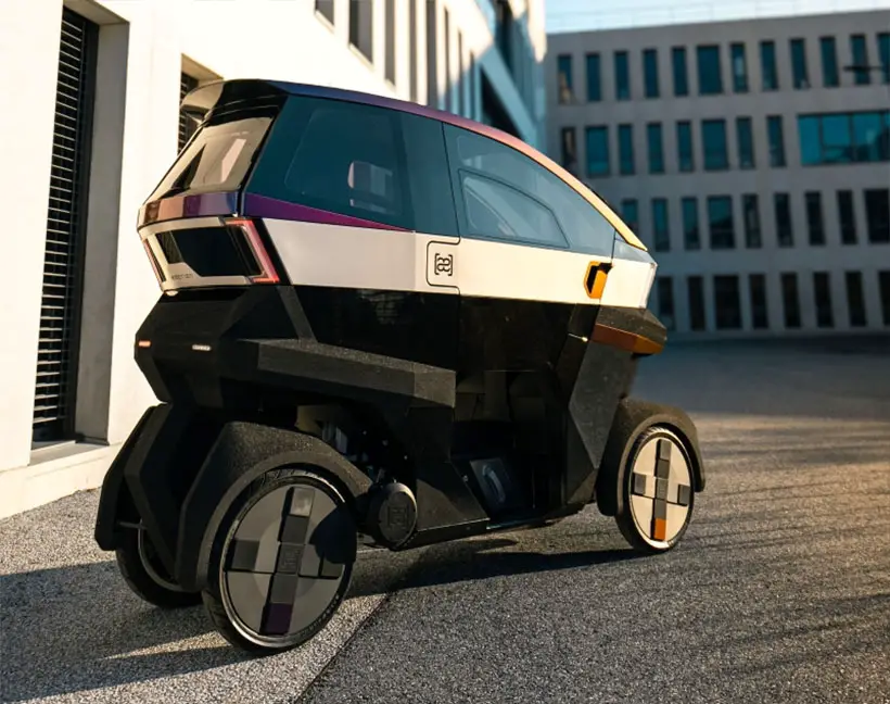 Æ Motion Electric Motorcycle