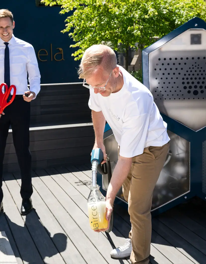 Aircela Machine Transforms Air and Water Into Fossil-Free Gas