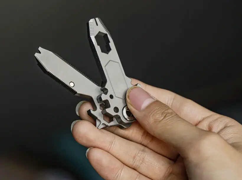 KeyMaster 2.0 18-in-1 Titanium EDC Tool