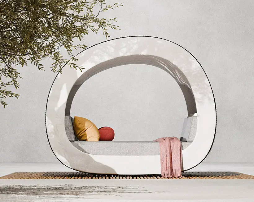 Maki Outdoor Furniture