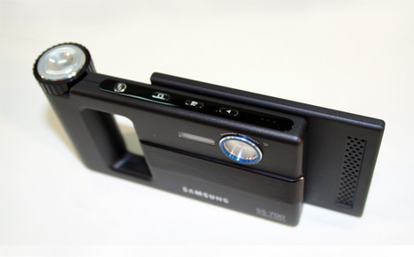 SS700 digital camera