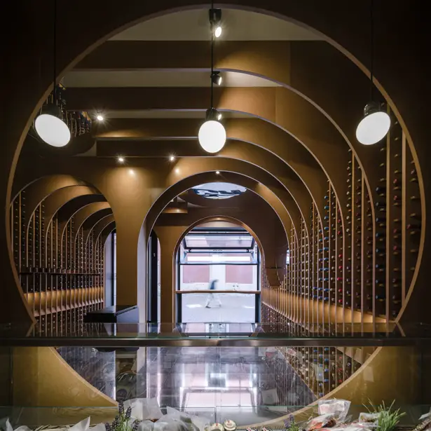 De Vinos Y Viandas Wine Shop by Zooco Studio