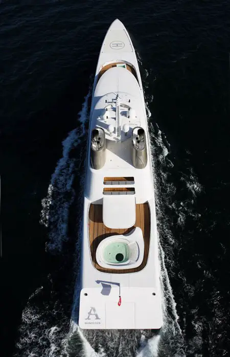 a giga yacht