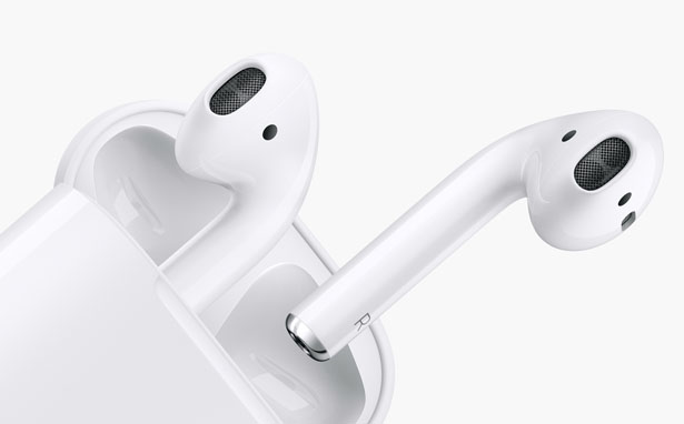Apple Airpods Wireless Headphones