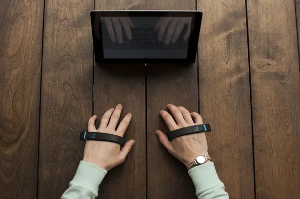 AirType : Futuristic Keyboardless Keyboard Device Fits In The Palm of Your Hand