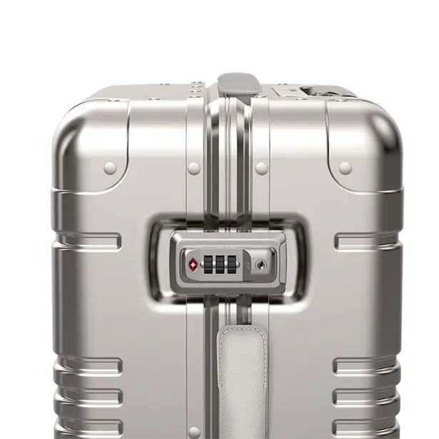 Arlo Skye Advanced Carry-On