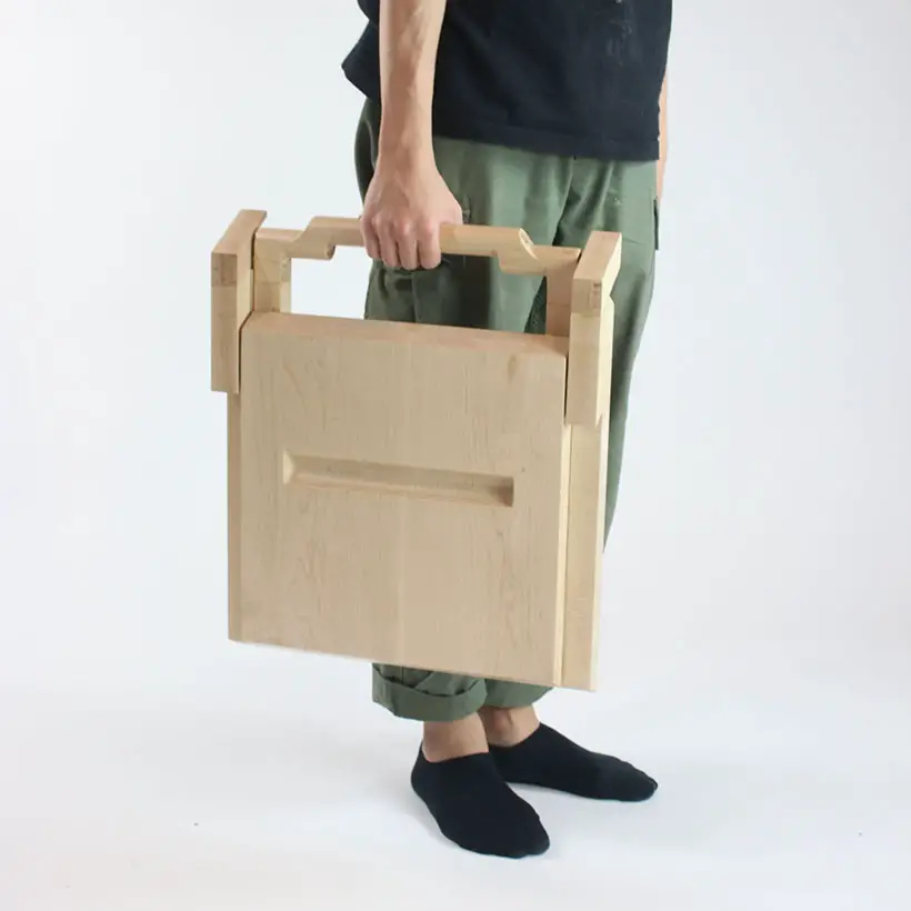 Attache Folding Stool by Chi-Hao Chiang