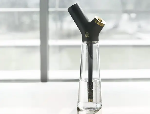 Aura Water Pipe