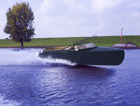 Aurelia Boat