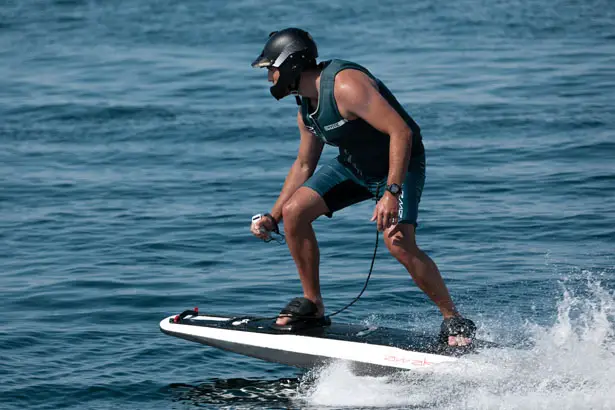 Awake RÄVIK Electric Surfboard
