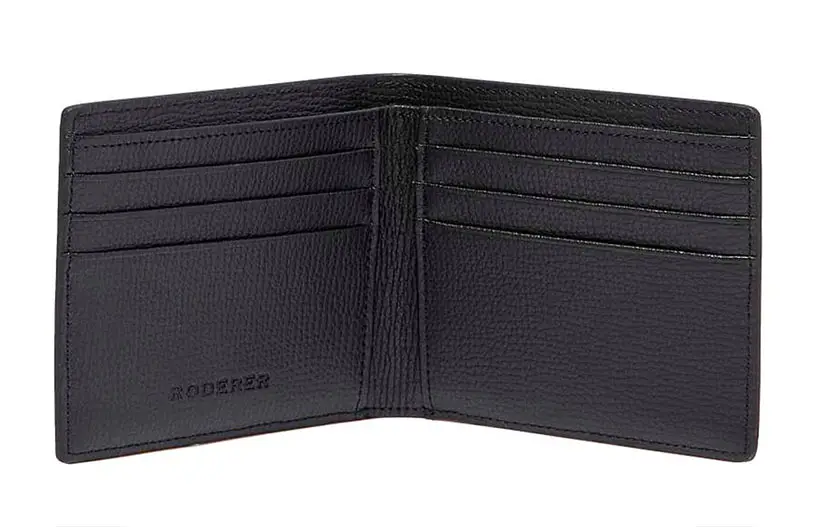 Simple and Stylish Award 6cc Bifold in Black Italian Leather