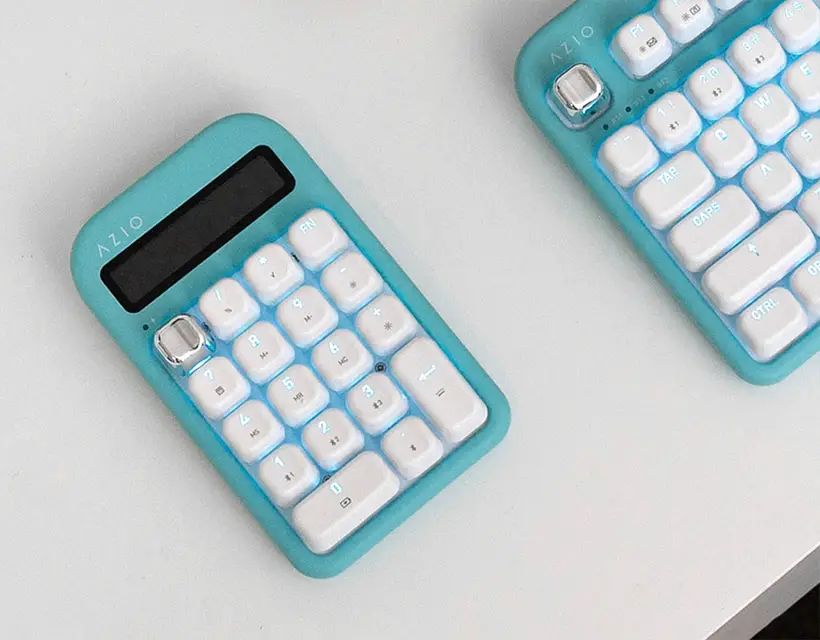 Azio Izo Wireless Numpad Calculator