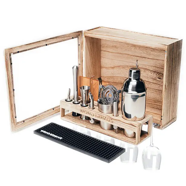 Barbox - Personalized and Complete Mini Bartending Kit