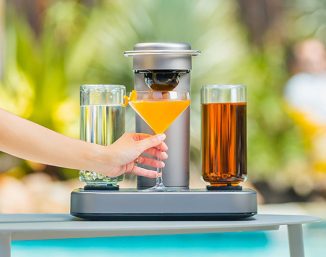 Portable Bartesian Cocktail Maker Allows You to Make Professional Cocktails from Home