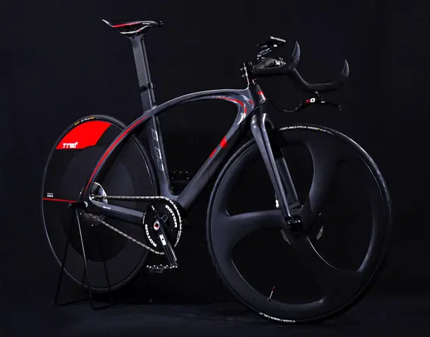 BestiaNera Hybrid Bike by Romolo Stanco for T°RED