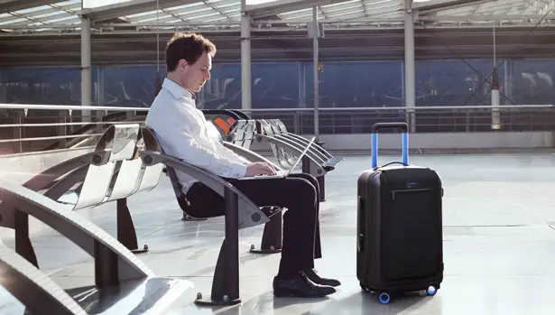 Bluesmart : Wold's Smart Carry-On Suitcase