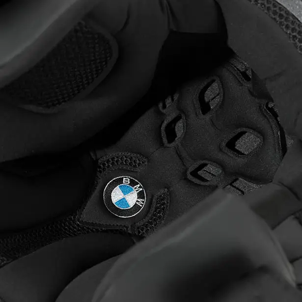 Casco bmw online airflow 2