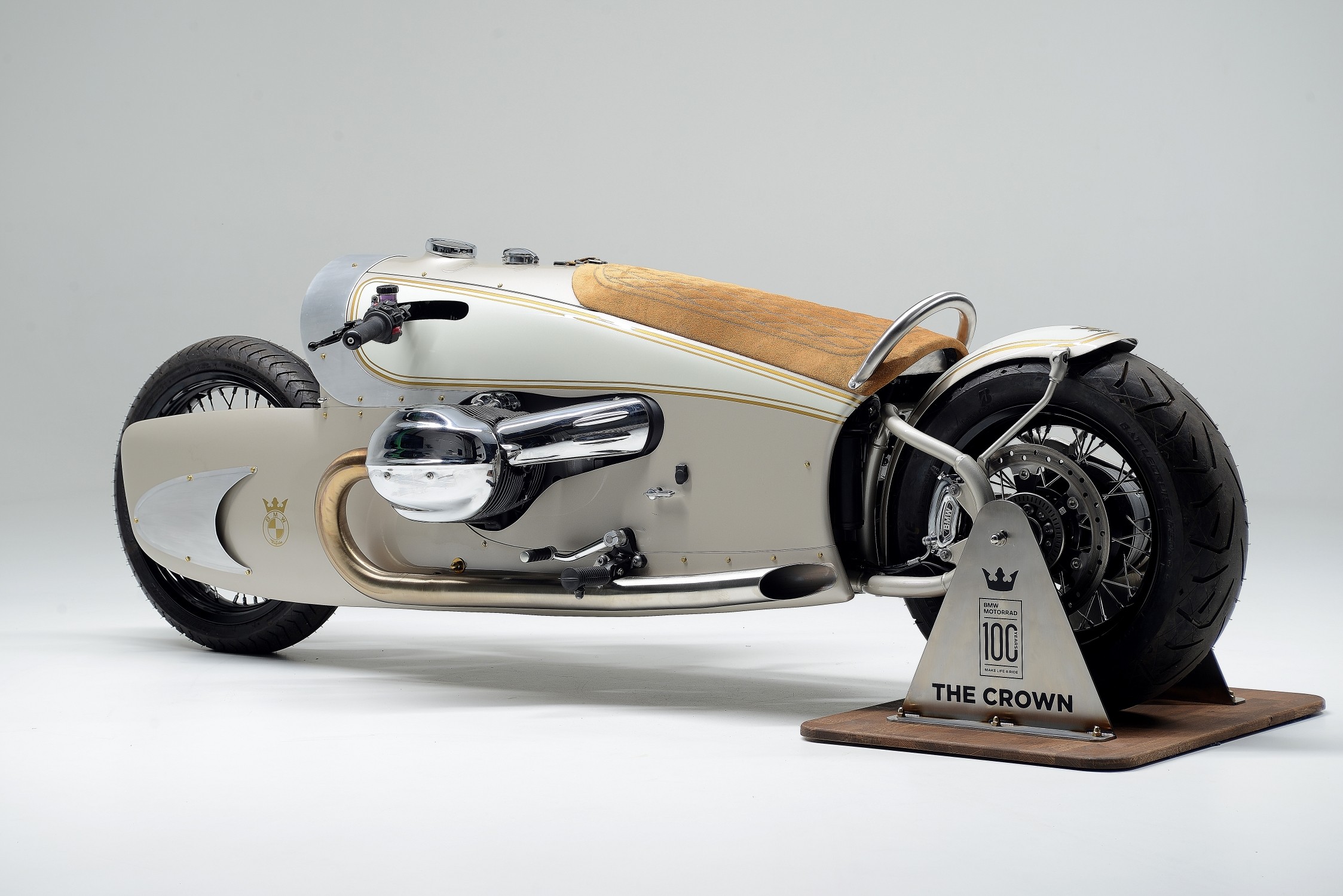 BMW Motorrad Presents the R 18 The Crown Custom Bike
