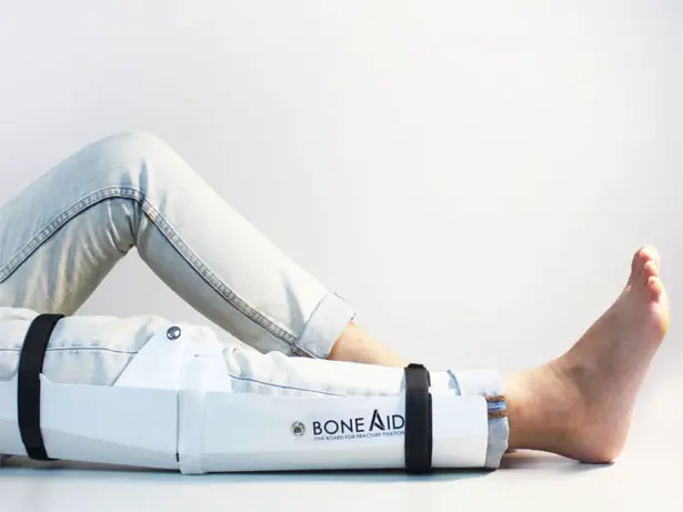 BoneAid Flat-Packed Board For Fixing Fractures by Wang Yu Chi, Huang Yu Man, and Chen Jia Ling